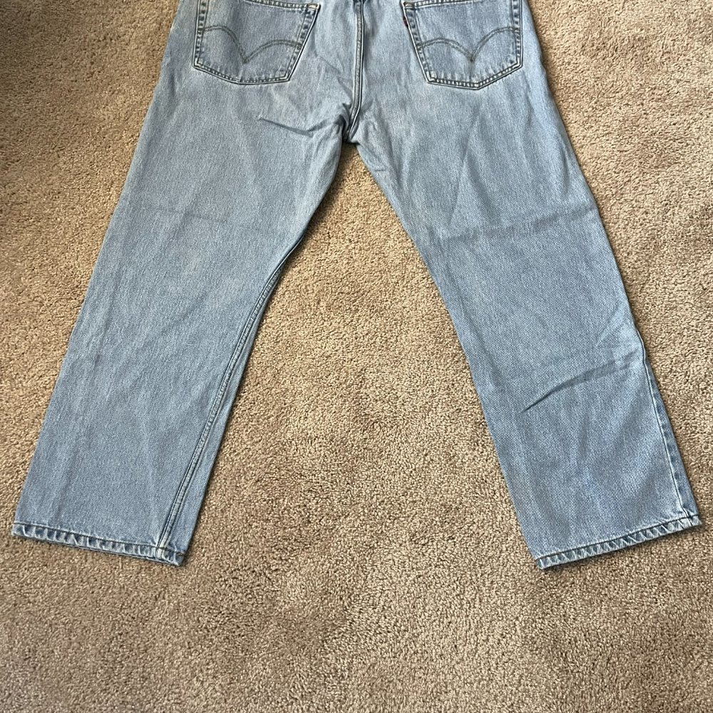 Levi's Strauss & Co 505 Regular Fit Jeans Straight Light Blue Jeans - Picture 6 of 8